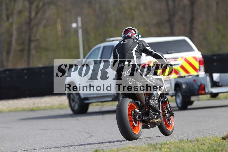 /Archiv-2023/06 10.04.2023 Moto Club Anneau du Rhin/Impressionen